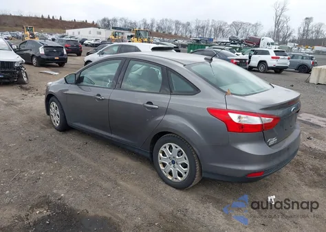 2012 Ford Focus Se из США, поврежденный, VIN 1FAHP3F20CL461023